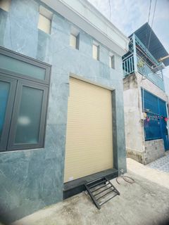 Bán nhà hẻm Đường 2 Trường Thọ, 2 tầng 3PN, DT 55m2, tiện ích đẩy đủ, sổ hồng riêng